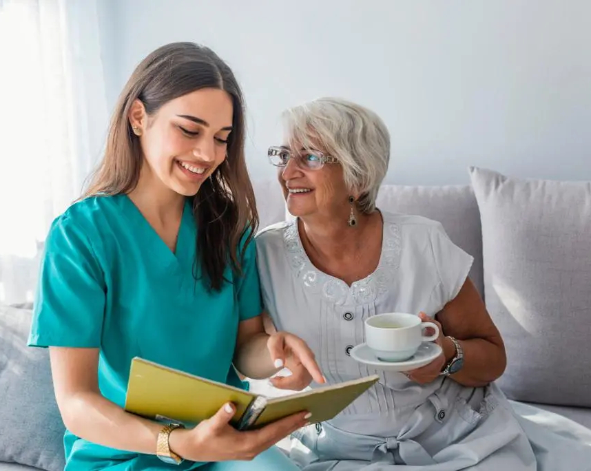 Cuidados en el hogar para adultos mayores